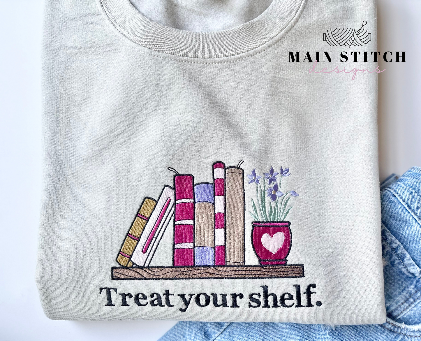 Treat your shelf crewneck